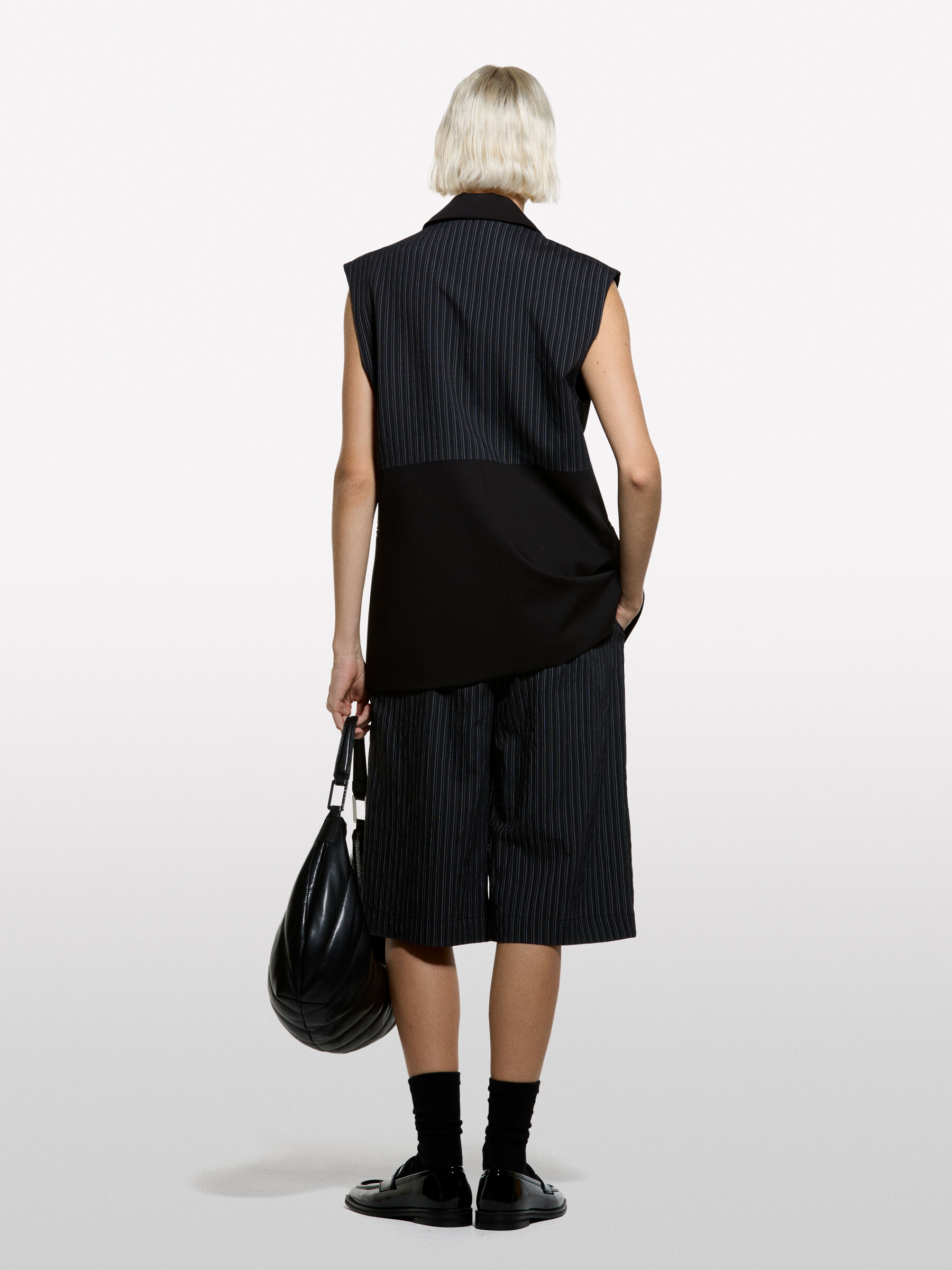 BERMUDA Mulher image number null