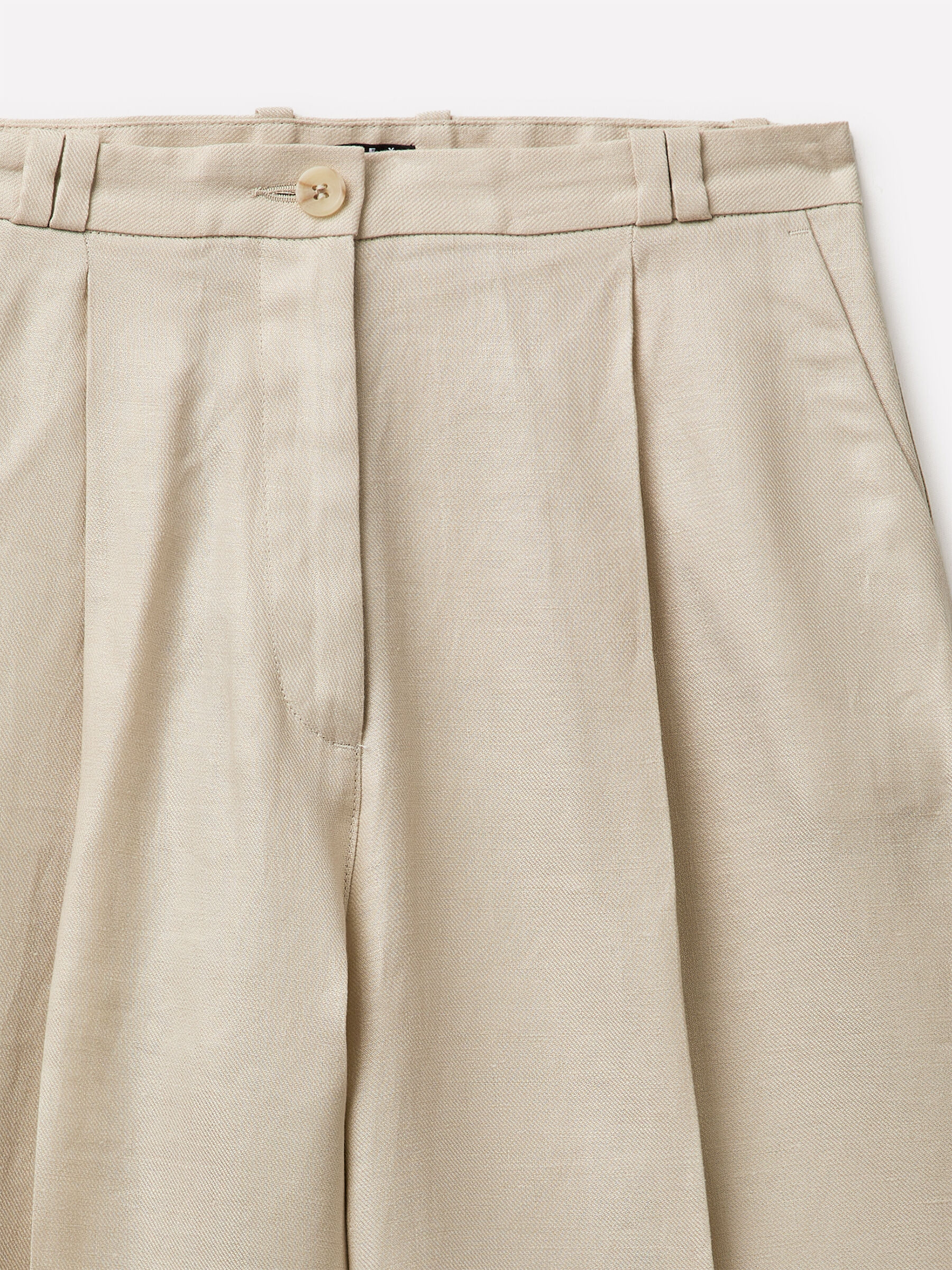 BERMUDA Mulher image number null