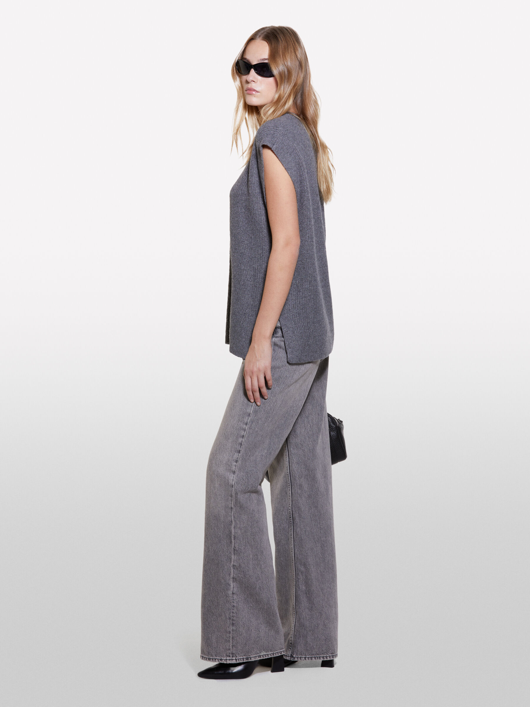 TURTLE NECK SWEATER Mulher image number null