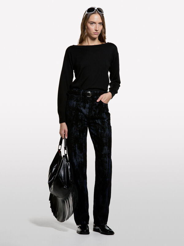 Camisola preta com decote à barco - camisolas decote à barco para mulher | Sisley