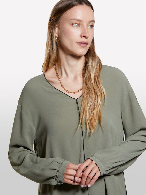 Blusa over fit verde militar - blusas para mulher | Sisley