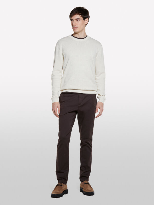 Calças chino slim fit marrom  - calças chinos para homem | Sisley