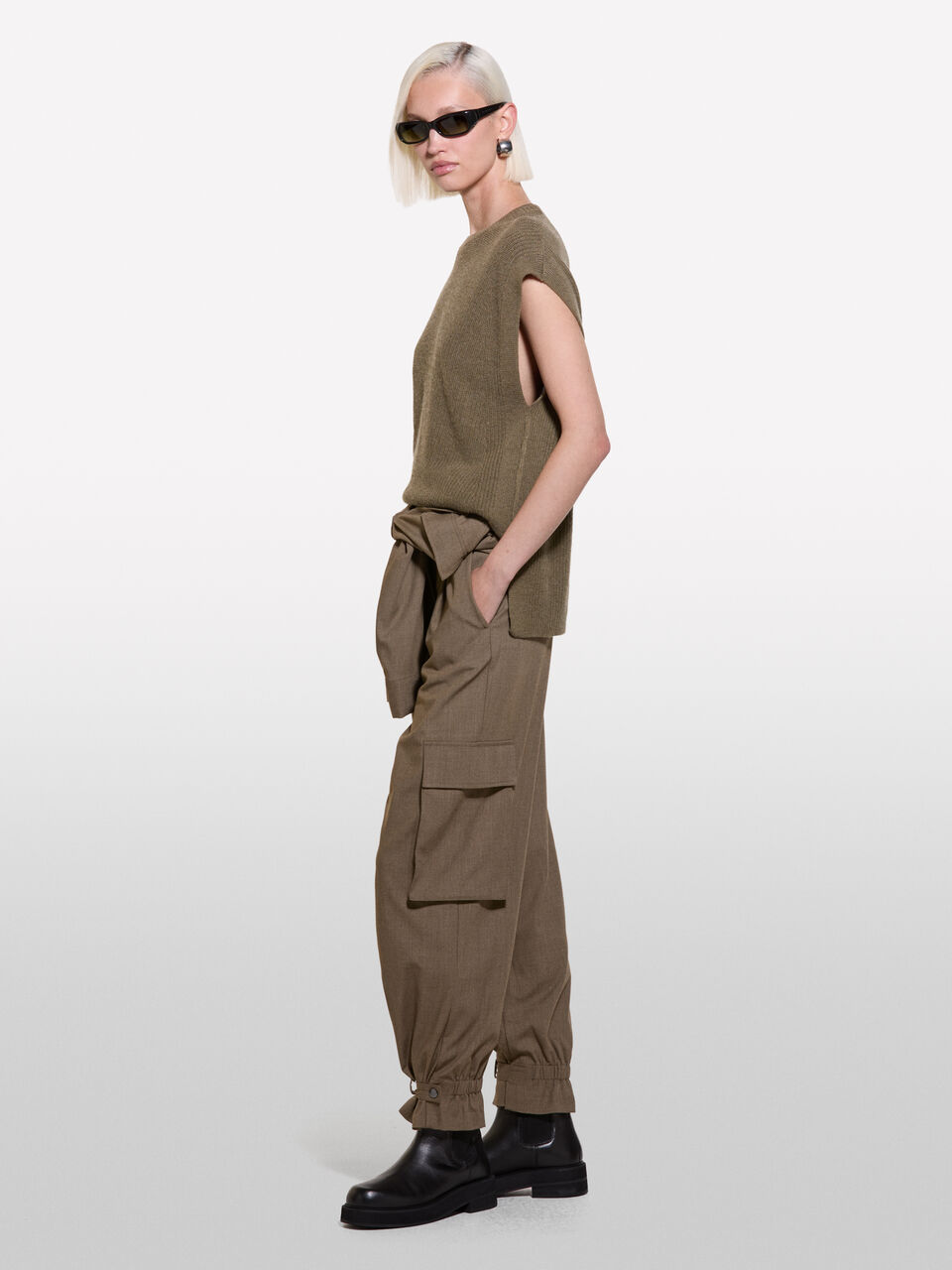 TURTLE NECK SWEATER Mulher image number null