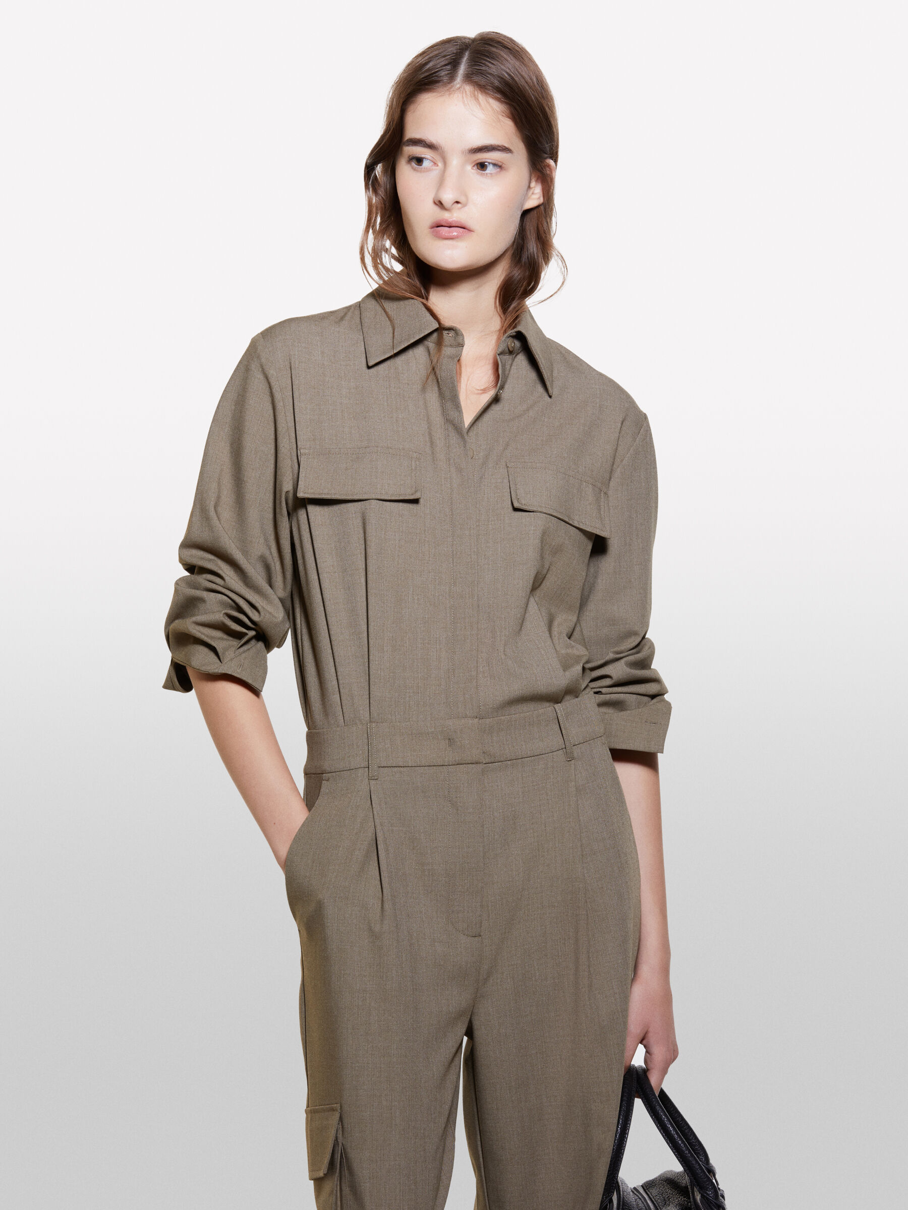 OVERALL Mulher image number null