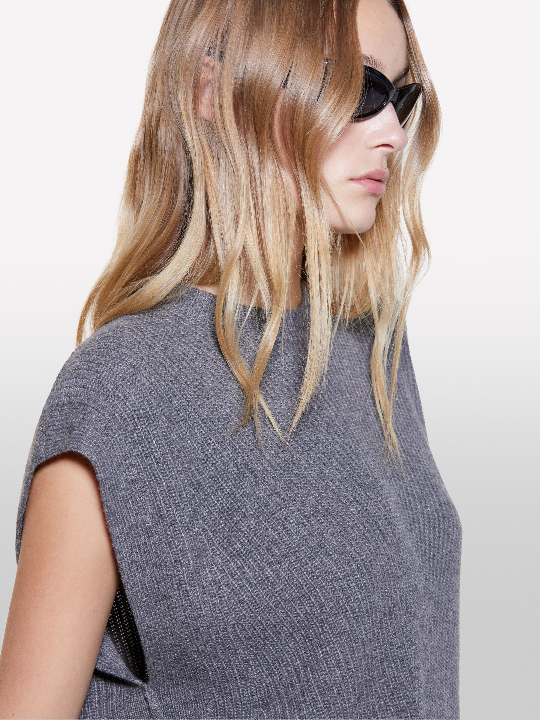 TURTLE NECK SWEATER Mulher image number null