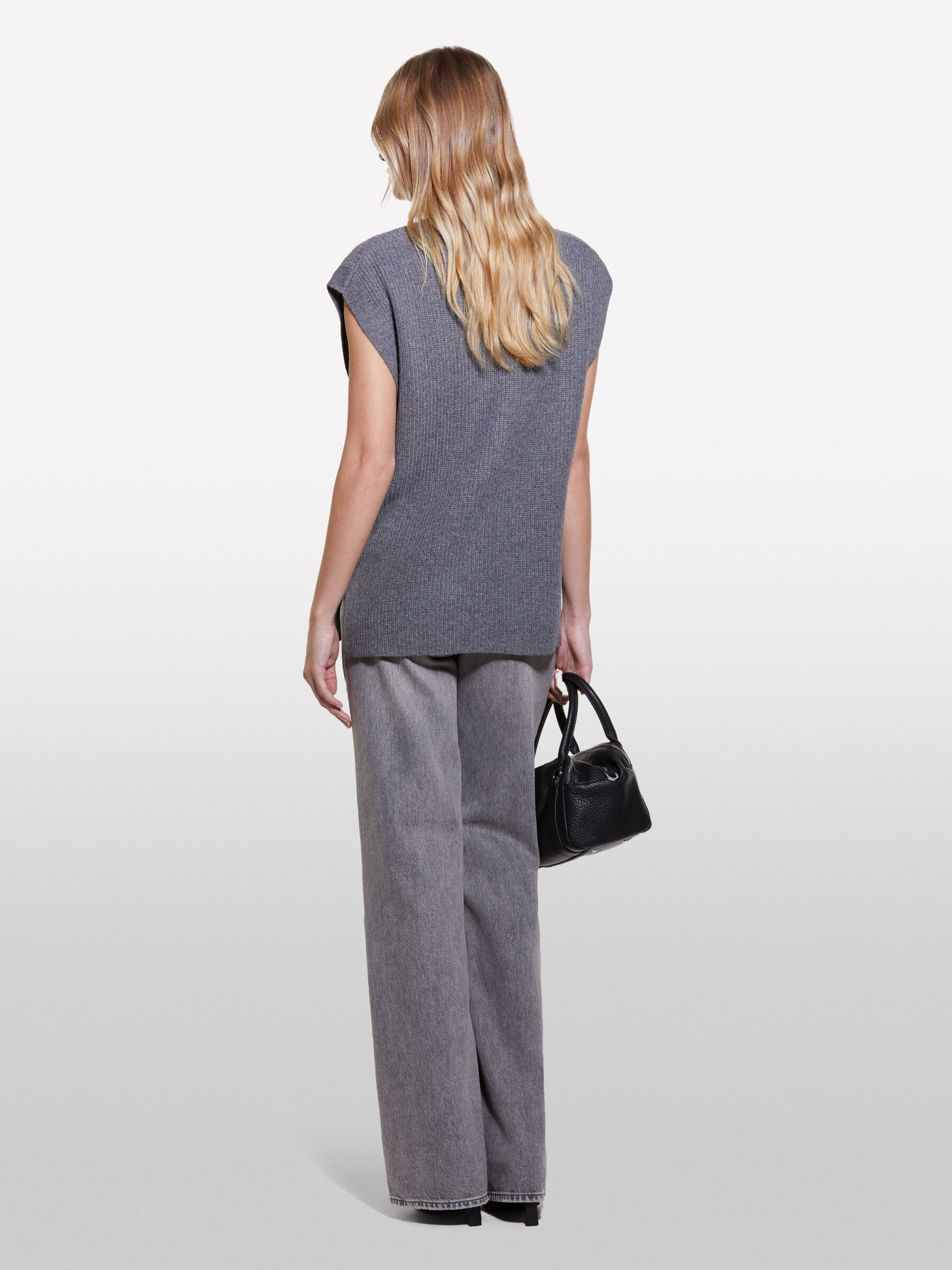 TURTLE NECK SWEATER Mulher image number null