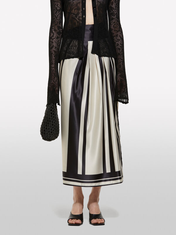 Sarongue estampado fundo claro - saias midi, longuette mulher | Sisley