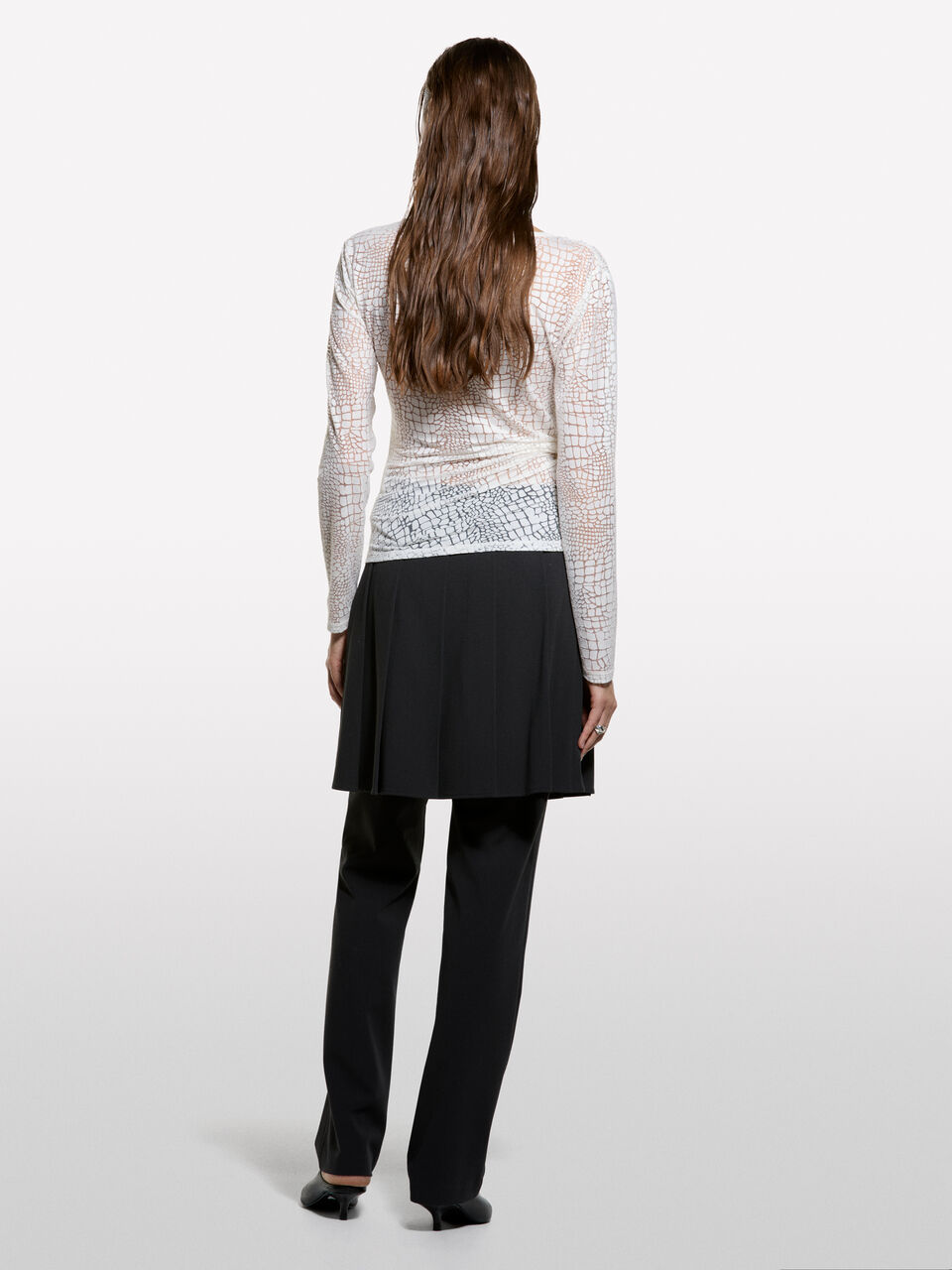 V NECK SWEATER L/S Mulher image number null