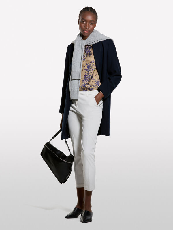 Camisa bege em cetim com estampa padrão - camisas para mulher | Sisley