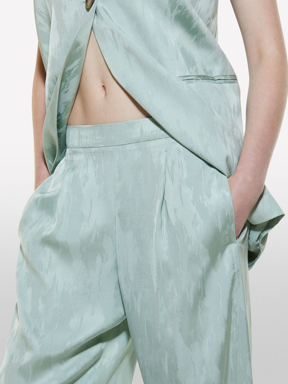 TROUSERS Mulher image number null