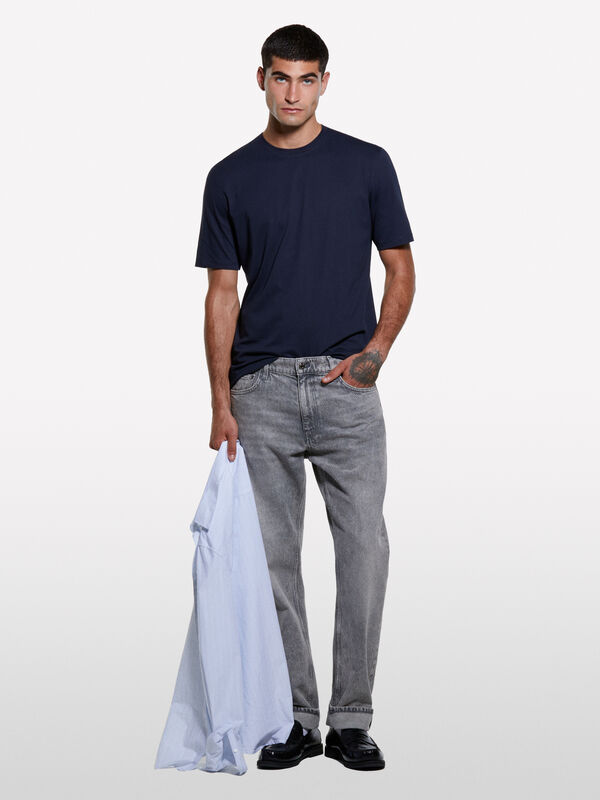 T-shirt de manga curta regular fit azul-escuro - t-shirt de manga curta para homem | Sisley