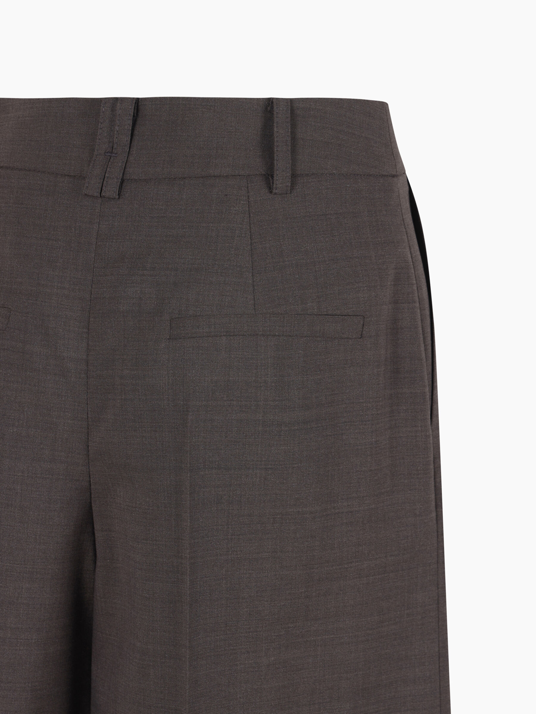 BERMUDA Mulher image number null