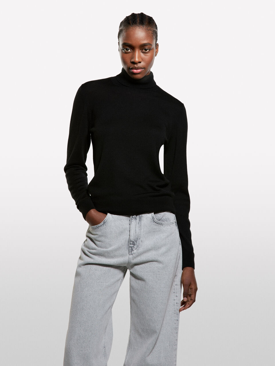 TURTLE NECK SWEATER Mulher image number null