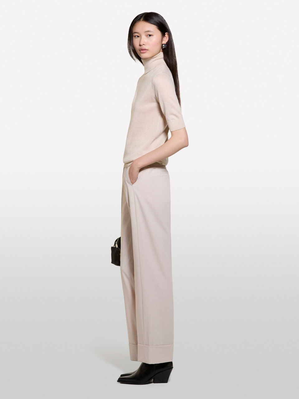 TURTLE NECK SWEATER Mulher image number null