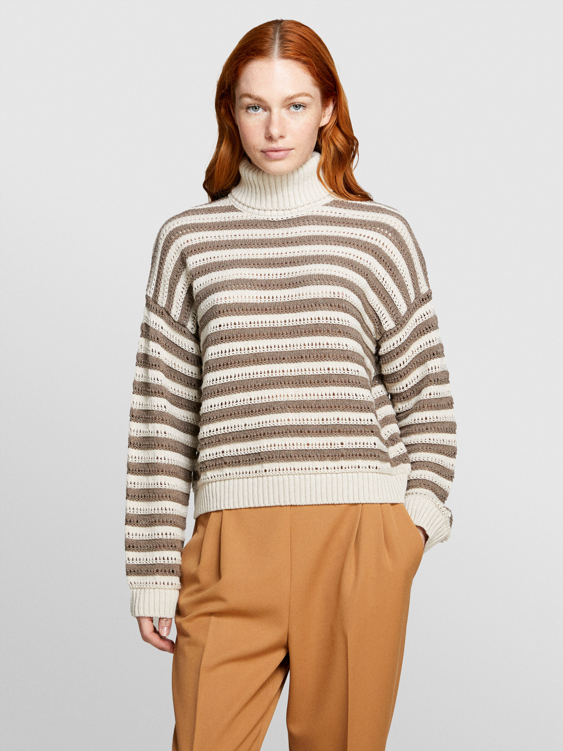 TURTLE NECK SWEATER Mulher image number null