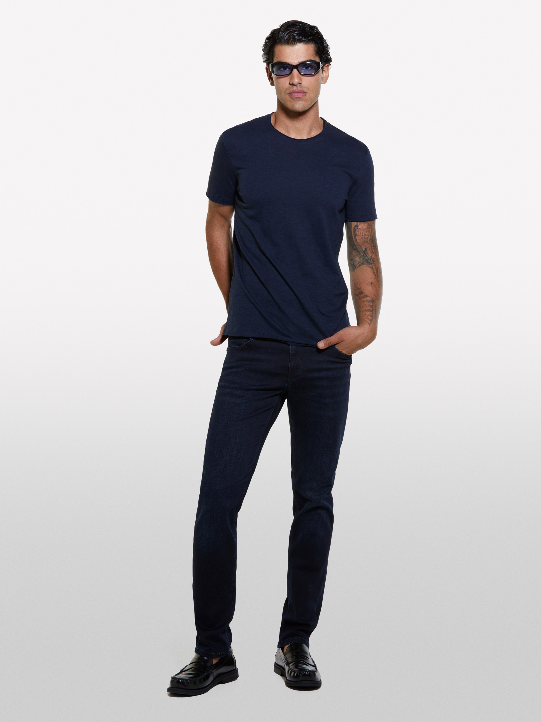 Sisley - T-shirt Bleu Foncé À Bord Brut, Homme, Bleu Foncé, Taille: XL