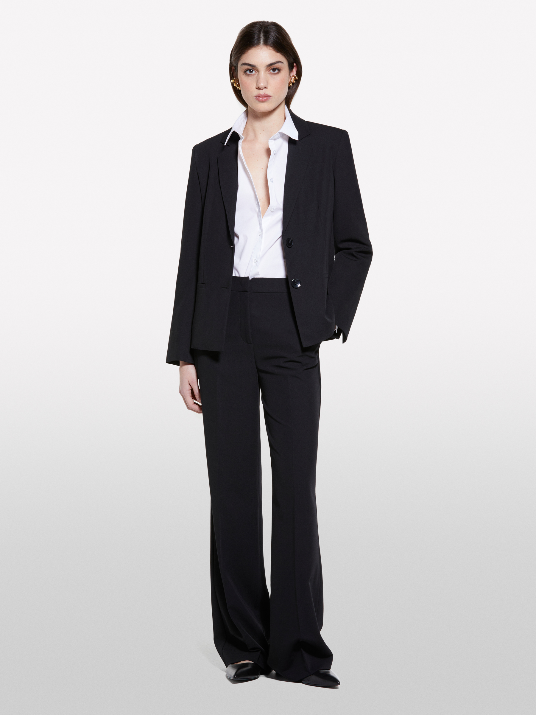  Sisley - Μπλέιζερ Slim Fit Μαύρο, θήλυ, Μαυρο, μέγεθος: 46 2025